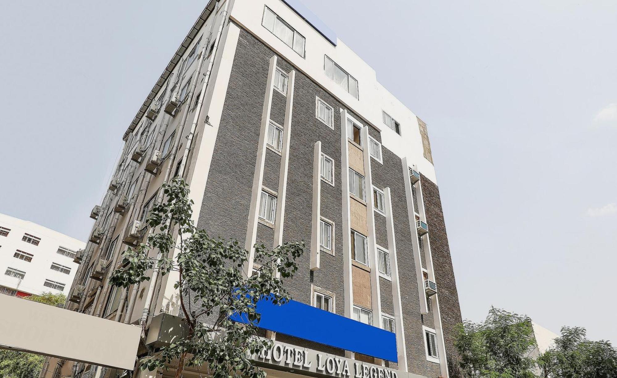 Capital O Sky Grand Hotel Hyderabad Exterior photo