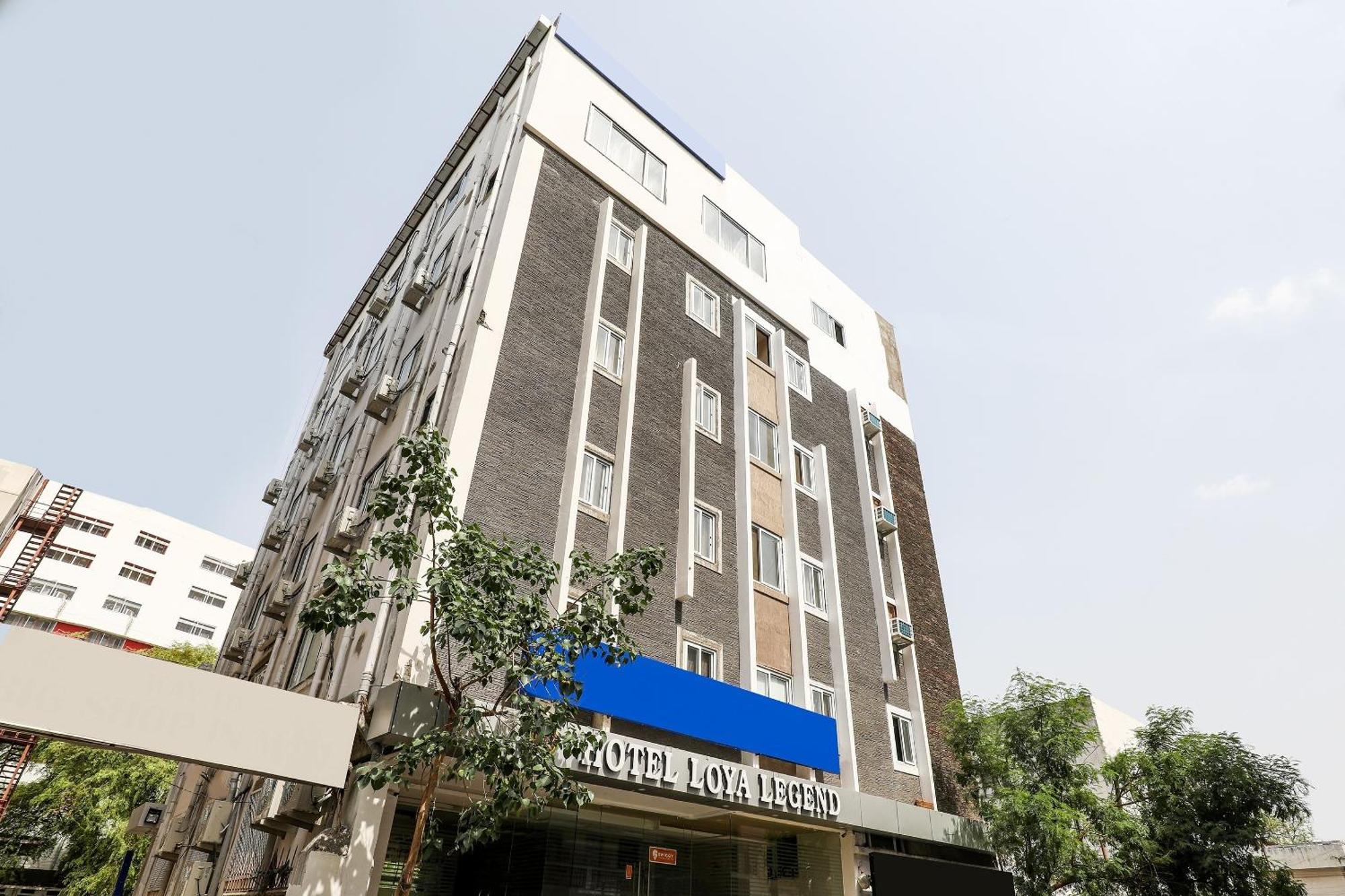 Capital O Sky Grand Hotel Hyderabad Exterior photo
